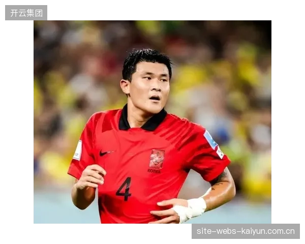 拜仁中卫金玟哉是韩国防线定海神针，他的状态直接关系到球队防守稳定性。